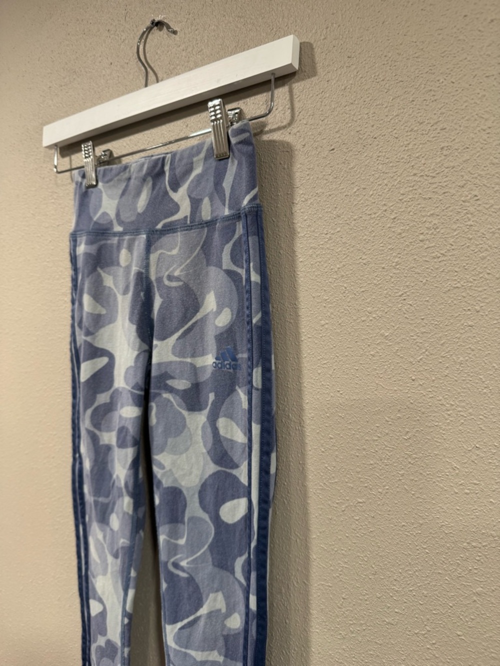 Adidas Blue Camo Active Leggings - Picture 2 of 4
